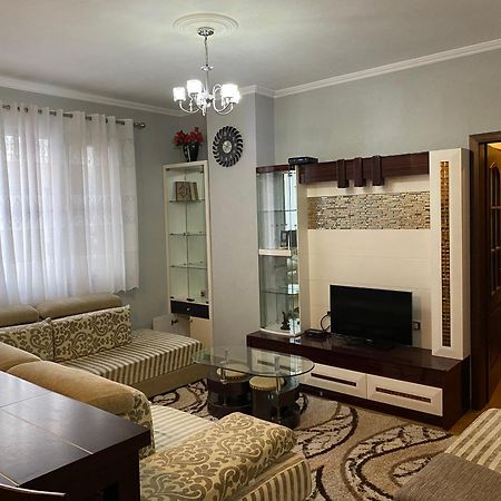 Comfortable 2-Br For 4 Тирана Екстериор снимка