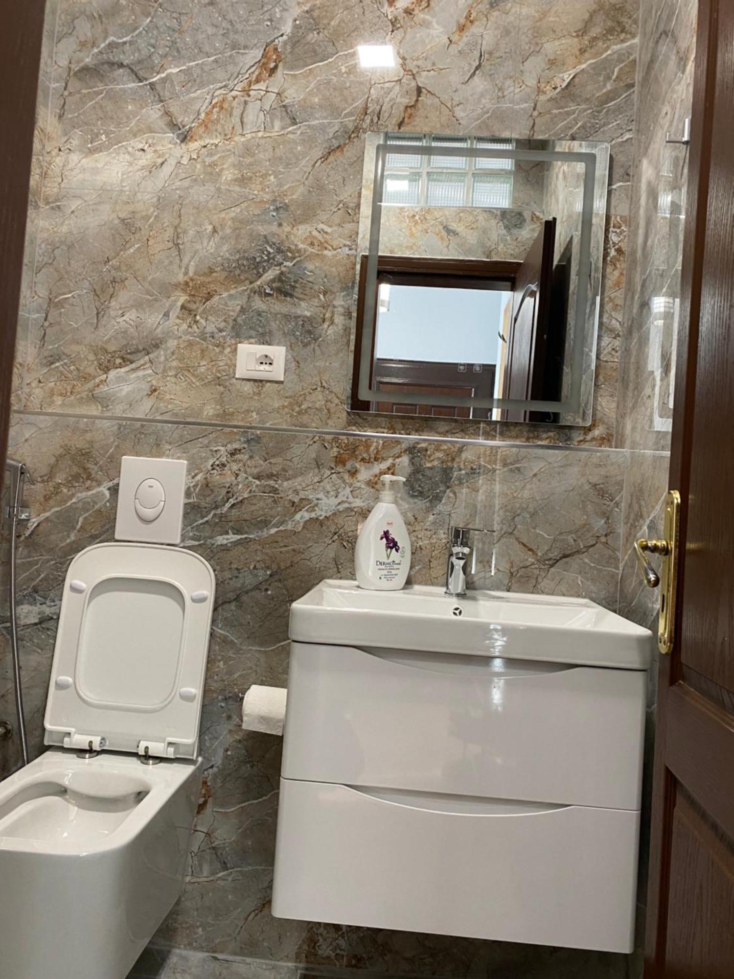 Comfortable 2-Br For 4 Тирана Екстериор снимка